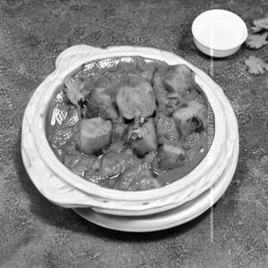 Aloo Phulkopir Dalna