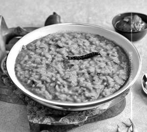 Palak Garlic Khichdi