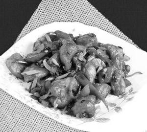 Chicken chilli   [dry]