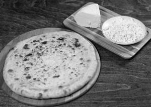 Paneer Paratha With Curd & Pickle