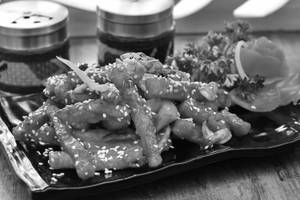 Honey Chilli Potato [Serves 2]