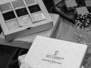 Assorted Bites Box