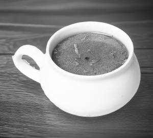 Puneri Gavthi Kombdi Alni (Chicken)