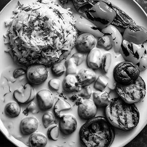 Cheesy Mushrooms & Herb Rice