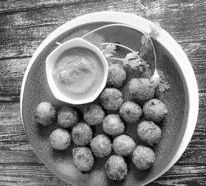 Sabudana Ki Pakodi 10-Pcs