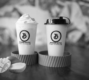 Alphonso mango milkshake