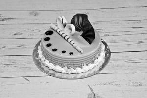 Honey Almond Fresh Cream Cakes
