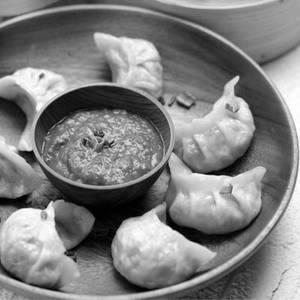 Tandoori Paneer Momos (6pcs)