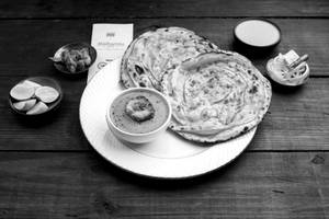 Dum Aloo Tandoori & Laccha Paratha