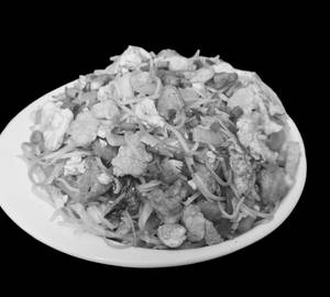 Mixed Hakka Noodles [serves 2-3]