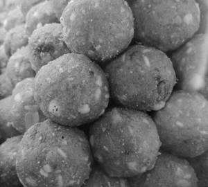 Panjeeri Laddoo
