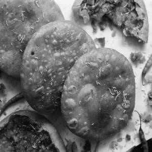 Pyaz Kachori [1 Piece]