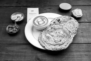 Paneer Butter Masala & Laccha Paratha
