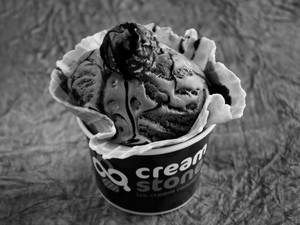 La Ferrero Regular