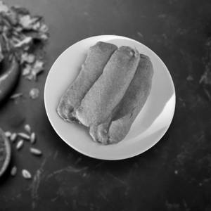 Vazhakkai (Raw Banana) Bajji - 8 Nos (No Chutney, No Sambar)