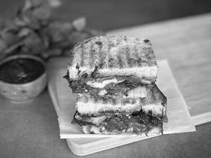 Italian Caprese Sandwich