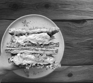 Egg sandwich