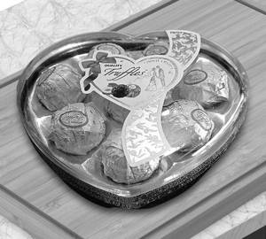 T-8 Heartshape chocolate
