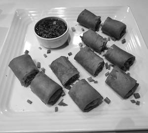 Veg Spring Roll [8 Pieces]