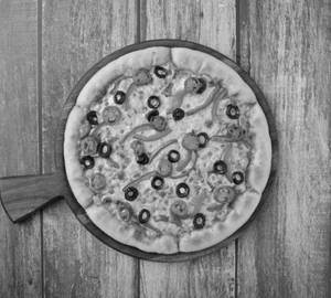 Indiana us style pizza