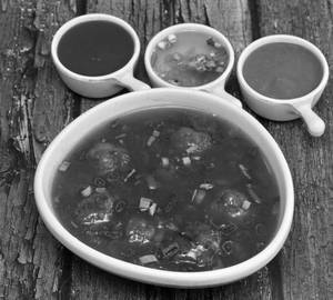 Manchurian Gravy (6 Pcs)