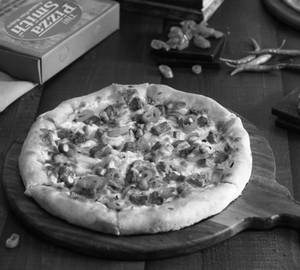 Mockmeat pizza