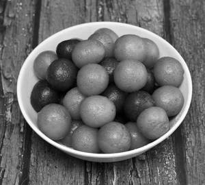 Small Gulab Jamun