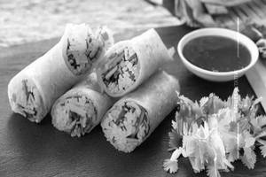 Vietnamese Rice Paper Roll