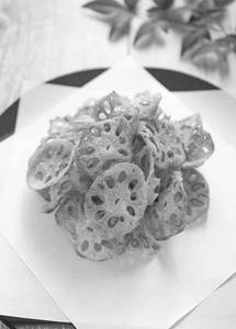 Piri Piri Lotus Stem Crisps