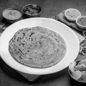 Laccha Paratha(non Stuffed)(1pcs)