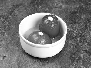 Gulab Jamun - 2 Pcs