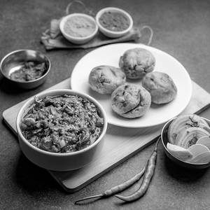 Litti Chokha With Gulab Jamun And Chaas