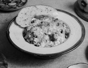 Baked Bechamel And Cheese Sauce Pasta