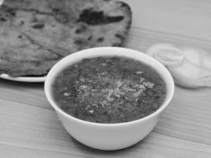 Bajra Roti (2 Pcs) + Choice Of Gravy