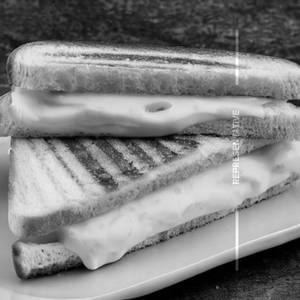 Mayonnaise Cheese Grill Sandwich
