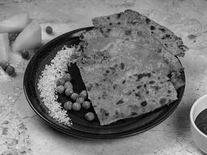 Cheese Green Peas Paratha