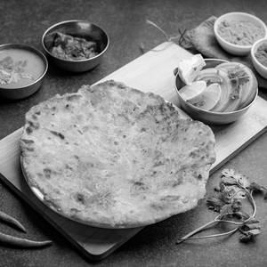 Makka Aloo Roti
