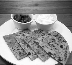 Aloo Paratha 4 pcs