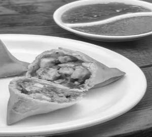 Punjabi Paneer Tikka Samosa