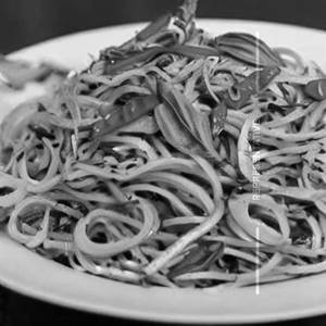 Herbed Basil Noodles