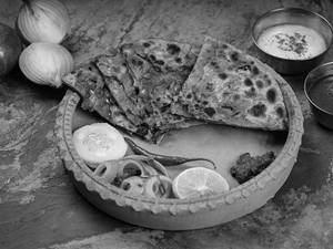 Kanda Paratha