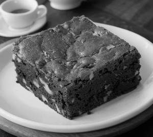 Premium Chocolate Walnut Brownie