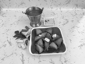 Fried Butter Idli (2pcs)