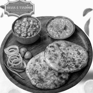 Amritsari Aloo Kulcha Thali
