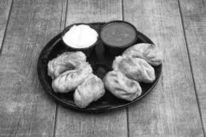 Fried Momo ( 6 Pices)