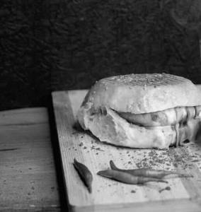 Tandoor Vada Pav