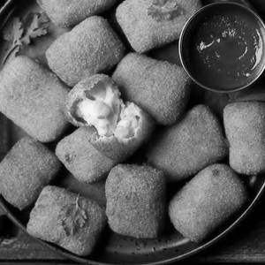 Veg cheese nuggets [6 pieces]