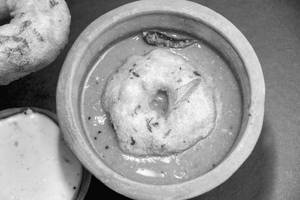 Sambar Vada