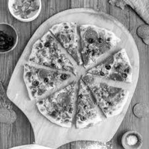 Onion and jalapeno pizza