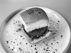 Peri-peri Vada Pav